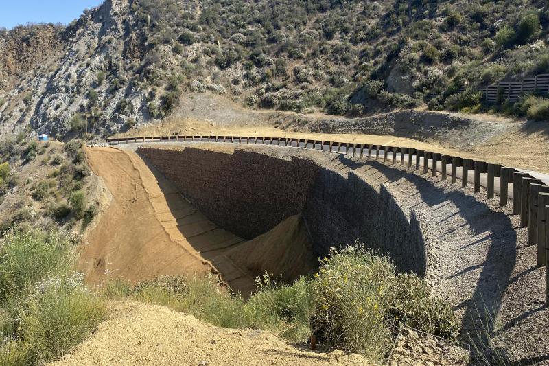 Santa Clara Divide extension wall