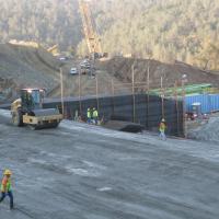 oroville_dam_spillway-6