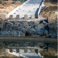 oroville_dam_spillway